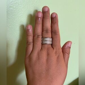 Elegant Silver Band Ring